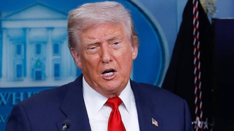 abd-baskani-trumptan-nbc-ve-abcye-tarafli-habercilik-suclamasi-yayin-lisanslari-iptal-edilmeli-4rPWQtkC.jpg