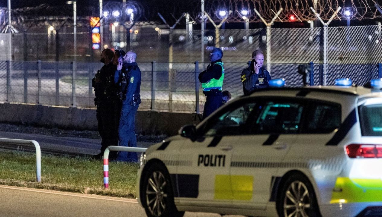 danimarkada drone alarmiaalborg hava trafigine kapatildi R221lz8f