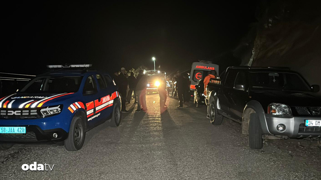 sivasta feci kaza 4 kisi hayatini kaybetti 1iQgkVkg