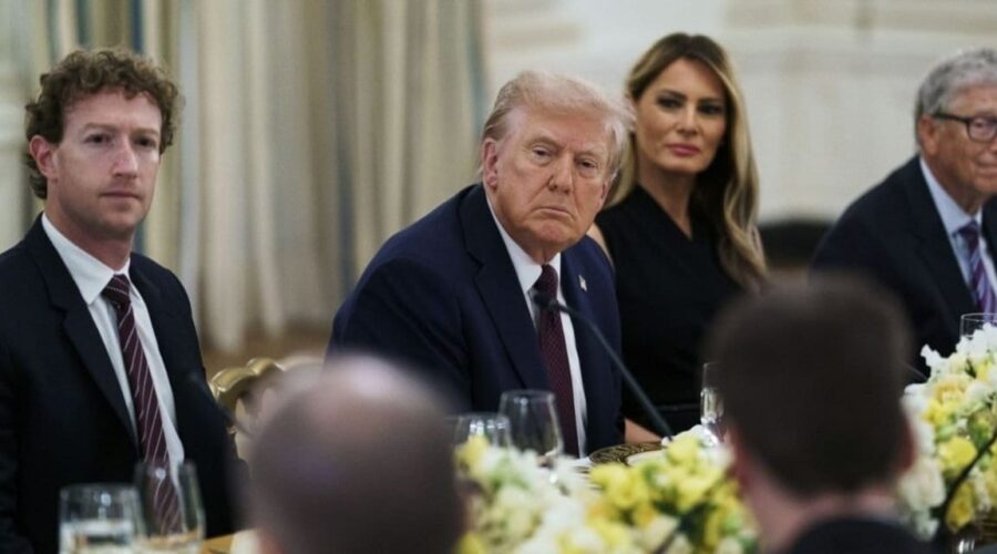 trump teknolojinin patronlariyla gorustu ama bir kisi haric zERFjDbY