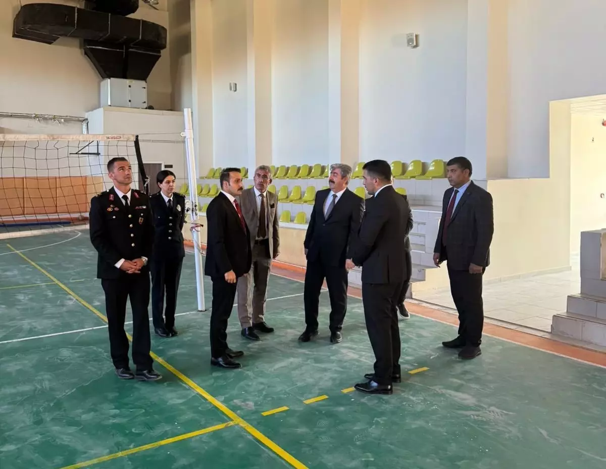 yenicubuk spor salonu yeniden acildi UXz1EGlF