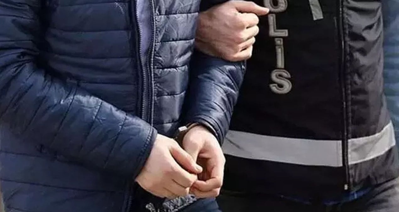 agrida yakalanan 4 uyusturucu zanlisi tutuklandi GXaNnaB4