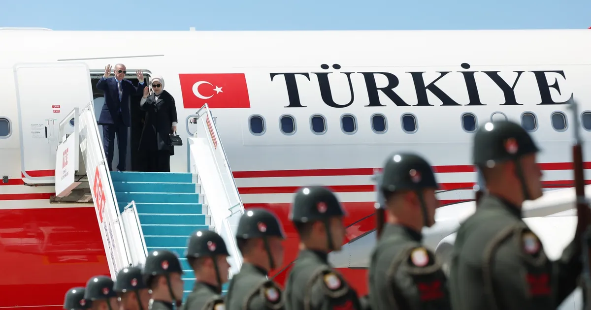 cumhurbaskani erdogan turk devletleri teskilati zirvesi icin azerbaycan yolcusu XYpLkxC7