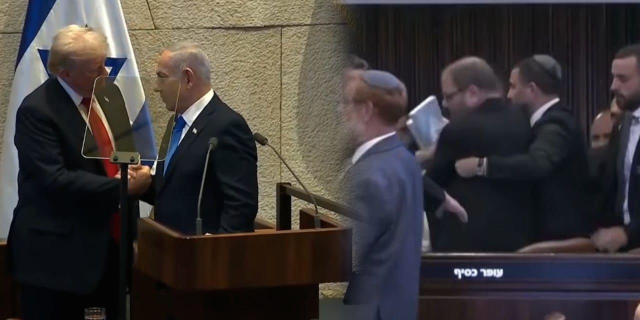 trump konusurken israil meclisinde eylem ulkemiz soykirim yapiyor diyerek protesto ettiler wkRhqxbA.jpg