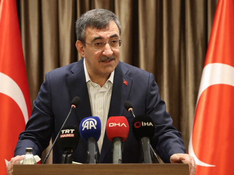 Cumhurbaskani yardimcisi yilmaz turkiye ekonomisini yuzde 35 buyutmeyi basardi QDzSNppK